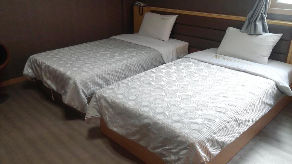 Geoje Win Hotel Bilik gambar